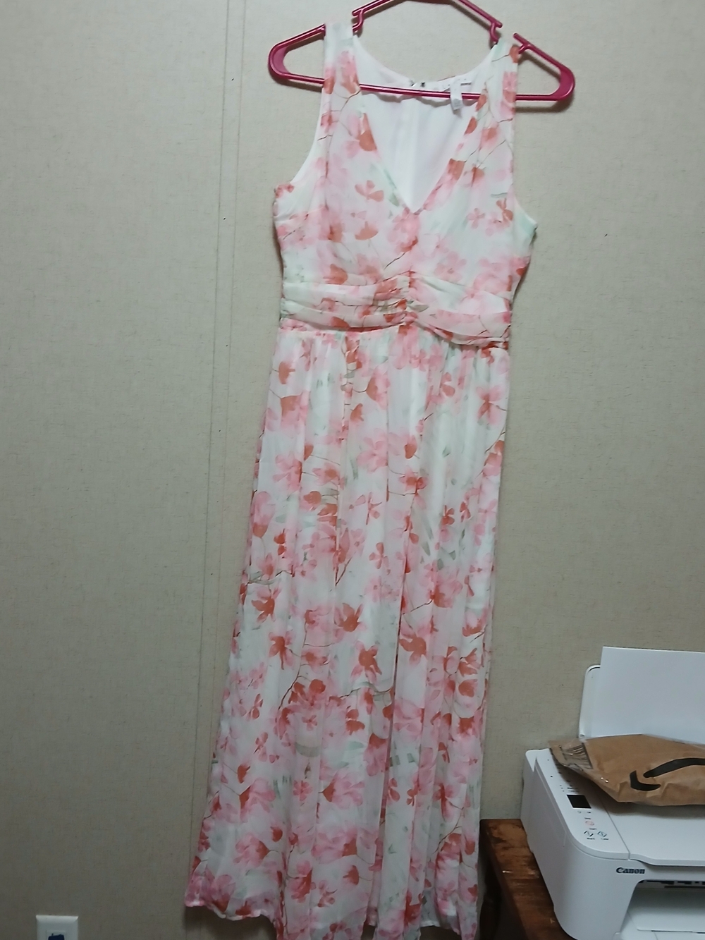 Leith Floral Sleeveless V-Neck Maxi Dress in Blush Pink